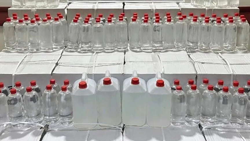 Yurtta yılın ilk çeyreğinde 232 bin 442 litre sahte içki ele geçirildi
