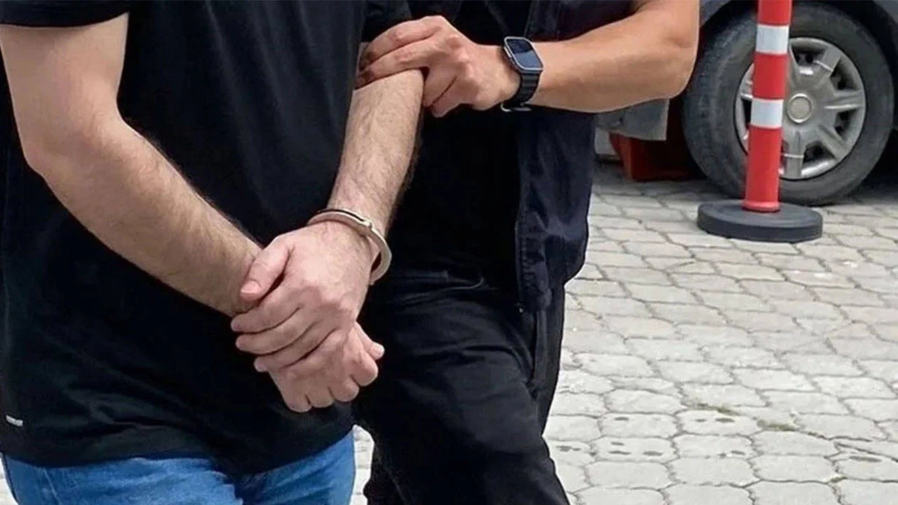 Savcılık İtiraz Etti: 2 Çırağını Darbettiği İddia Edilen Berber Tutuklandı