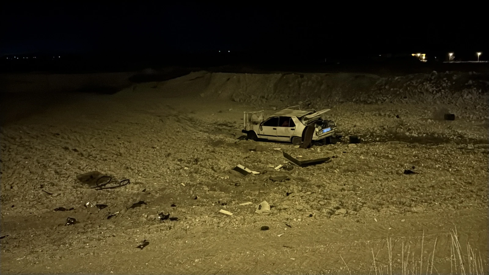 Kütahya'da otomobil tarlaya savruldu: 1 yaralı