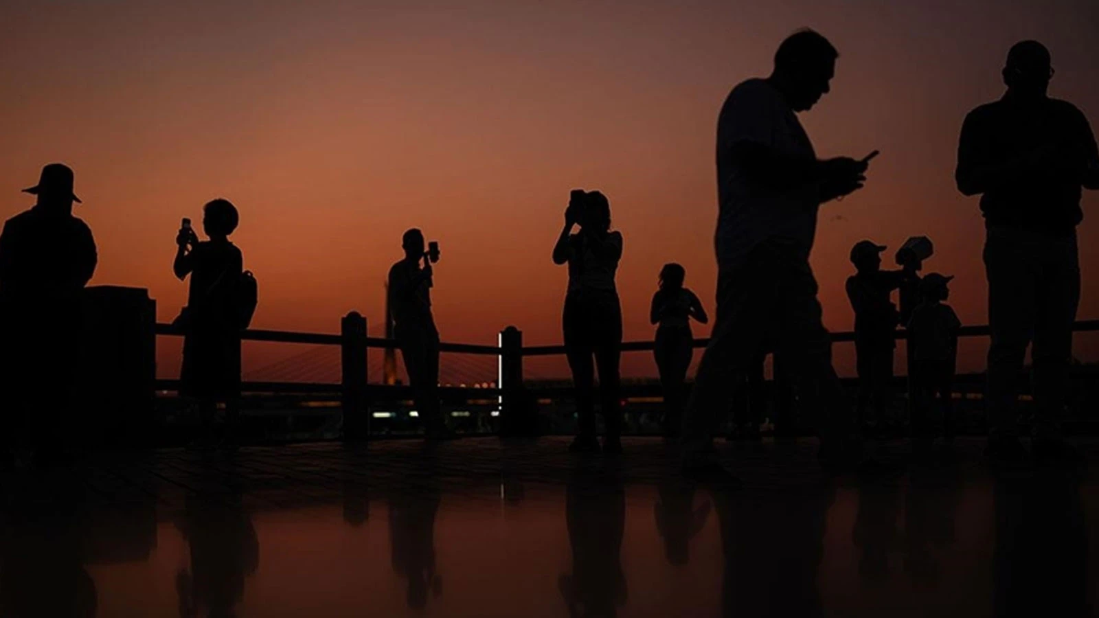 Türkiye'de kadınlar erkeklerden 5,2 yıl daha fazla yaşıyor