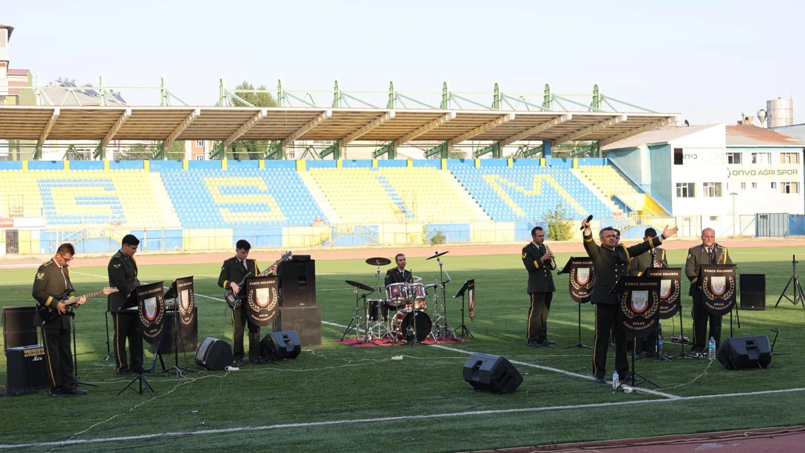 Ağrı'daki 30 Ağustos etkinliklerinde bandodan renkli konser