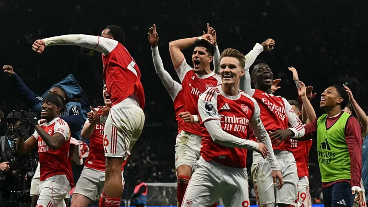 Arsenal Kuzey Londra derbisinde Tottenham'ı rahat yendi!