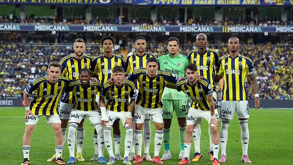 İşte Fenerbahçe’de gidecekler listesi! Devre arasında yıldızlar yolcu