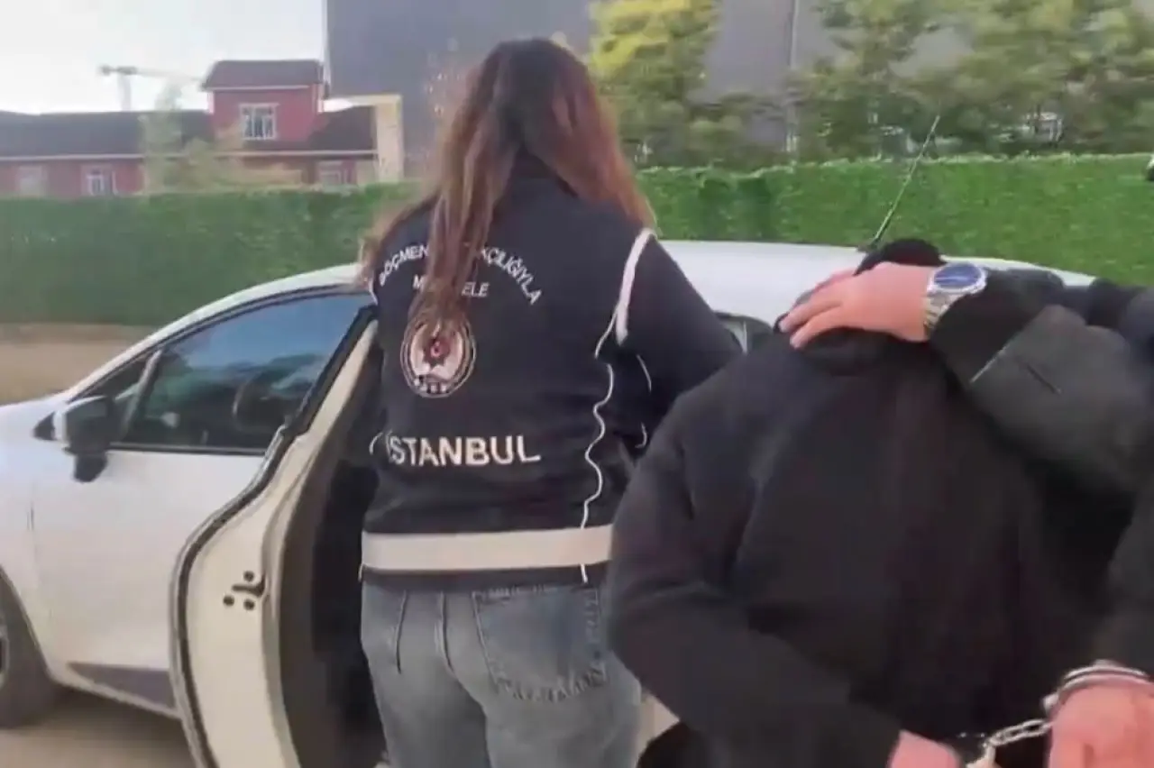 Ankara, İstanbul Ve Mersin'de IŞİD Operasyonu: 21 Kişi Gözaltına Alındı