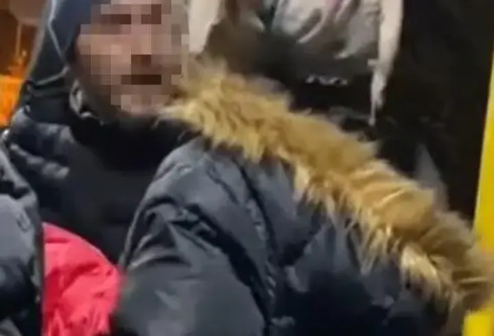 Otobüs şoförü, kendisine hakaret eden yolcudan şikayetçi oldu