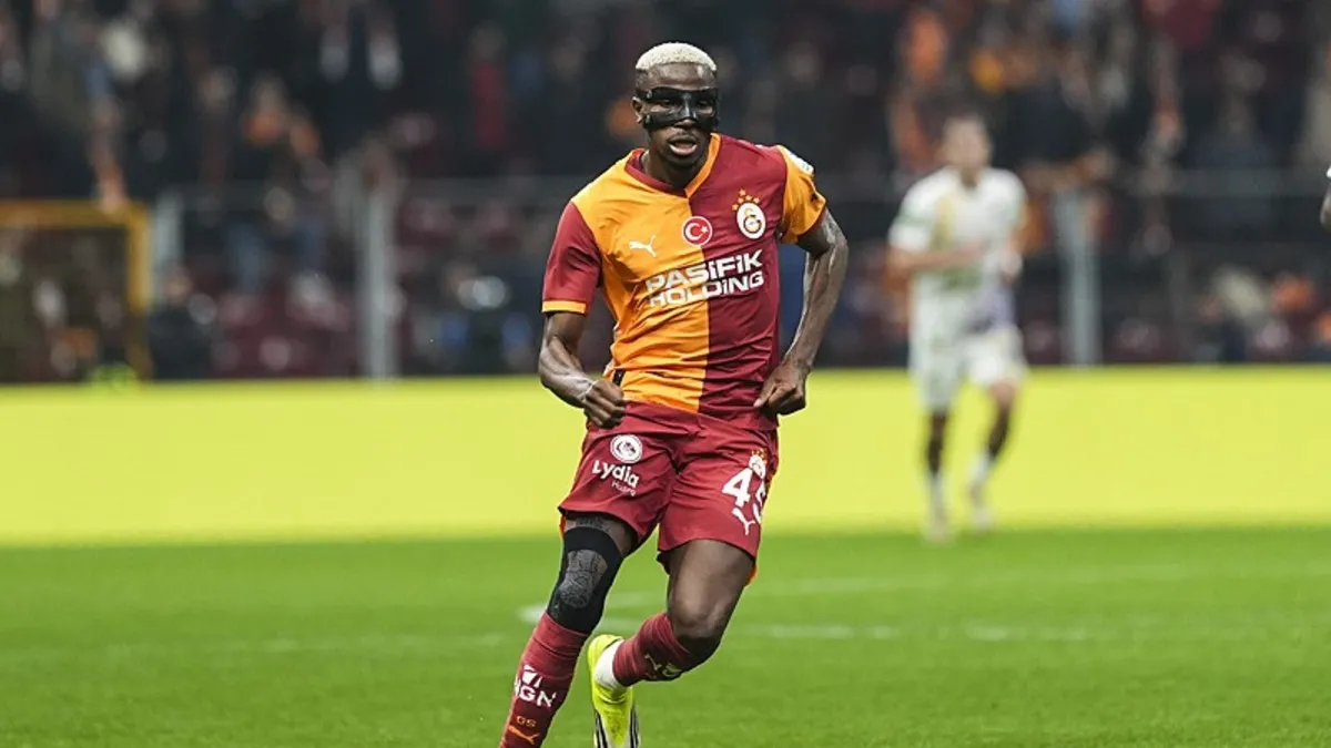 Victor Osimhen film gibi olan hayat hikayesini anlattı!