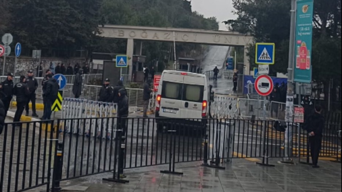 Boğaziçi Üniversitesi'nde 'Erdoğan önlemleri': Kampüs kapatıldı