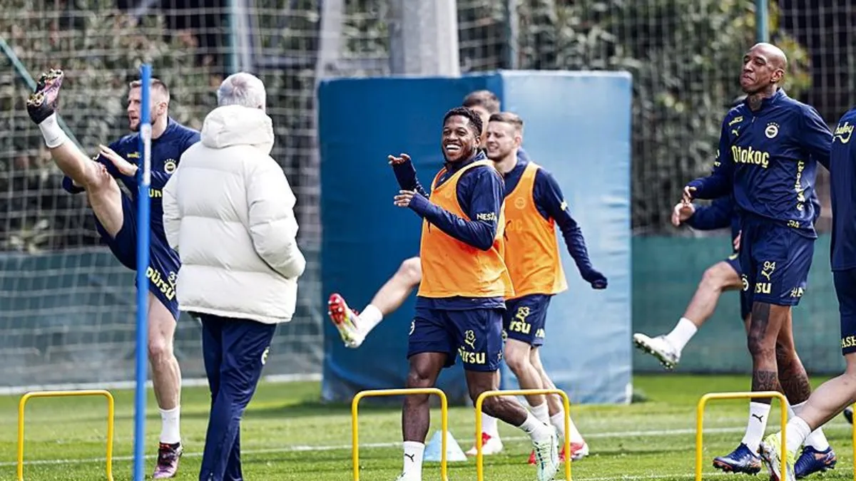 Fenerbahçe, Net Global Sivasspor maçı kadrosunu açıkladı! 4 önemli eksik