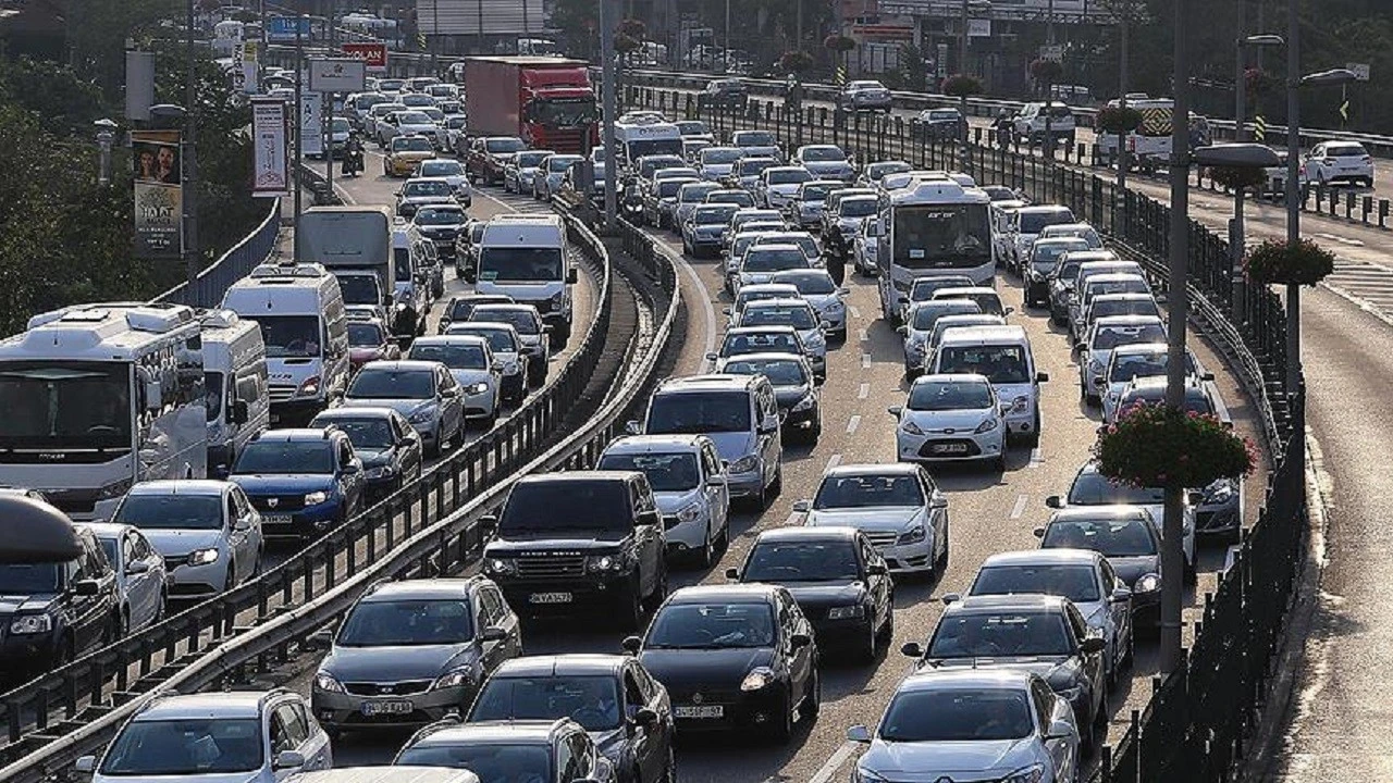 Araç sahipleri dikkat! Zorunlu trafik sigortasında yeni dönem başlıyor