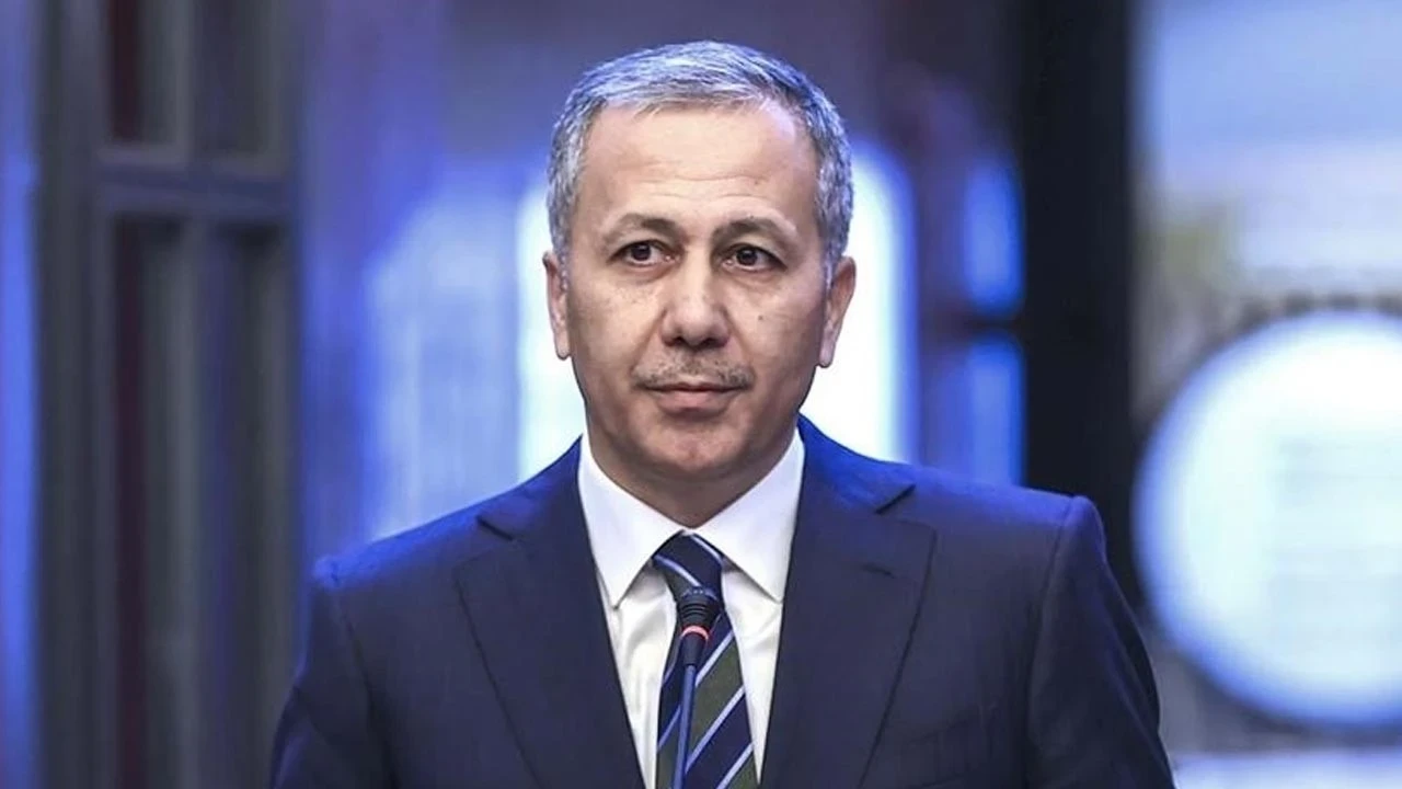 Bakan Yerlikaya duyurdu: Şehit aileleri umreden döndü