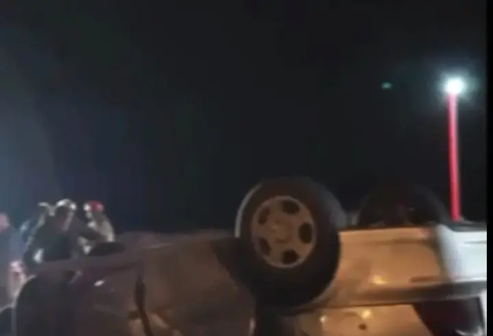 Otomobil TIR'a çarptı: 1 ölü, 3 yaralı