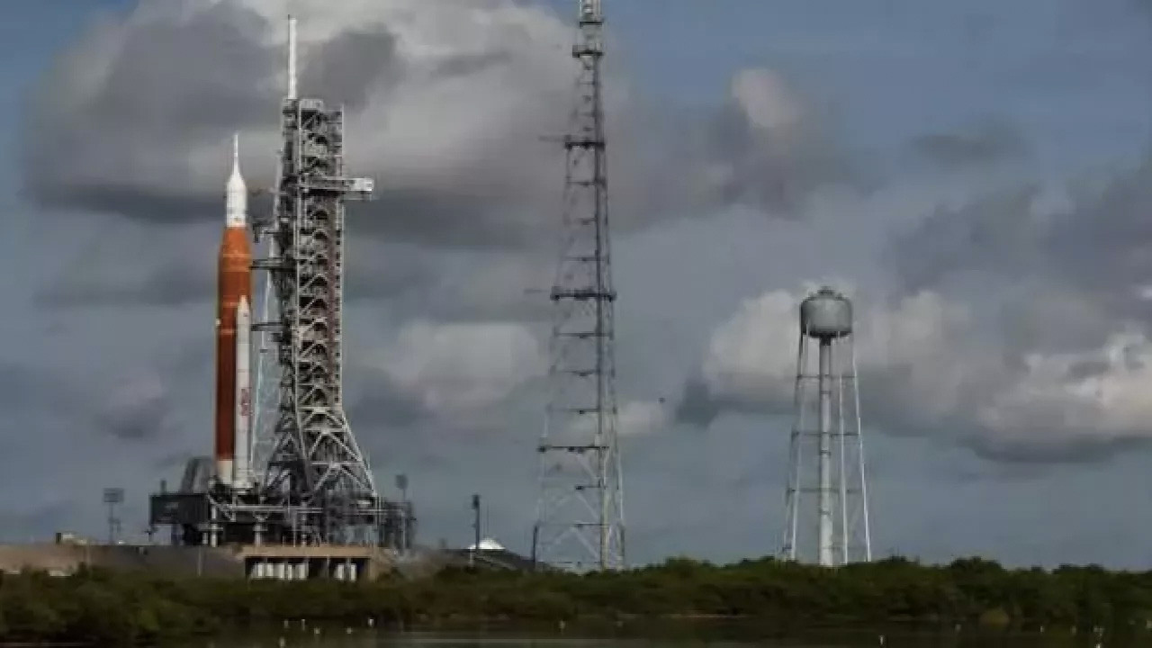 NASA Artemis II Fırlatması için Geri Sayım Başladı