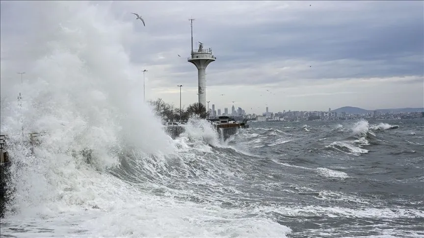 Meteorolojiden denizlerde fırtına uyarısı