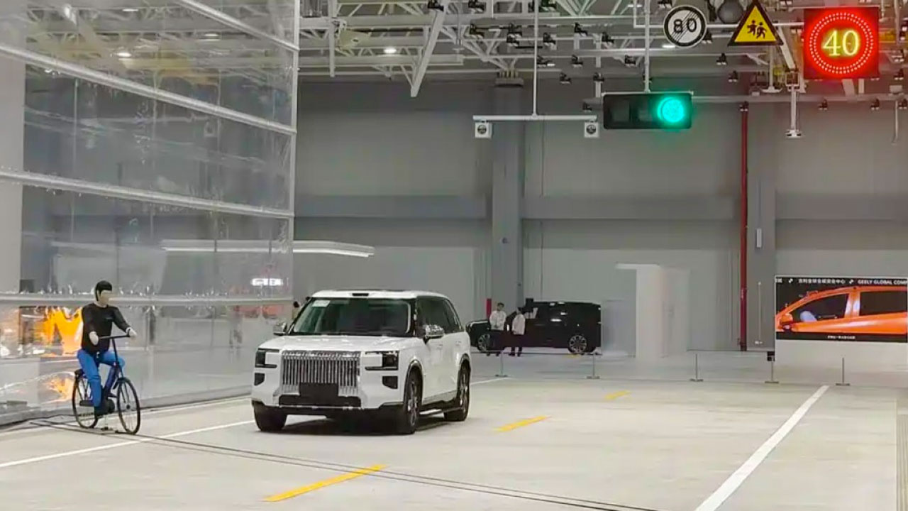 Geely dünyanın en gelişmiş güvenlik test merkezini açtı!