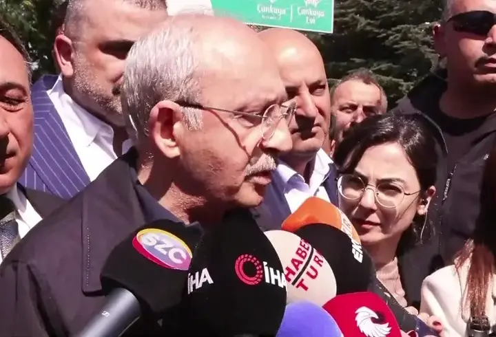 Kemal Kılıçdaroğlu: ''Demokrasi mücadelesini vermek zorundayız''