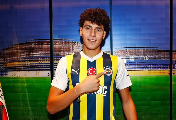 Fenerbahçe, Omar Fayed’i Portekiz’e kiraladı