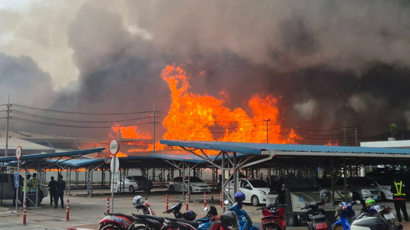 Tayland'da yangın faciası! Çok sayıda ölü ve yaralı var