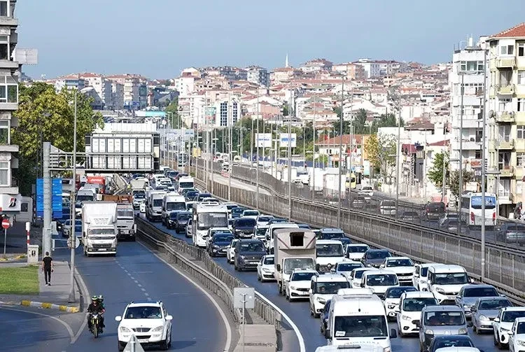 D-100 Kara Yolunun Bir Bölümü Trafiğe Kapatılacak