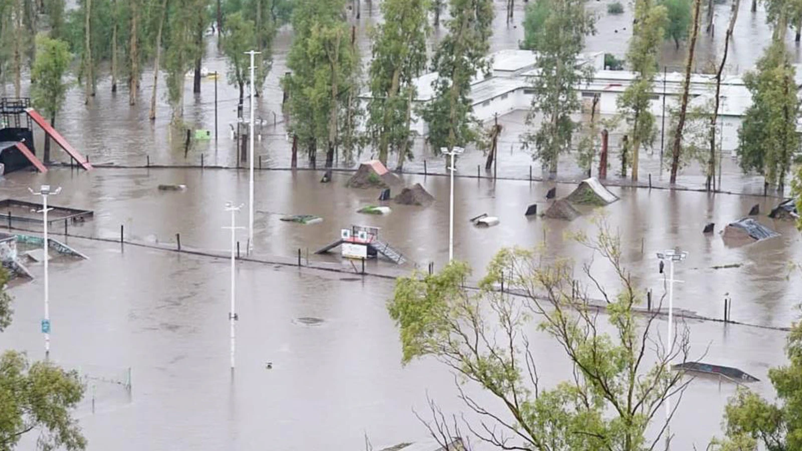 Arjantin'de sel felaketi: 6 kişi hayatını kaybetti