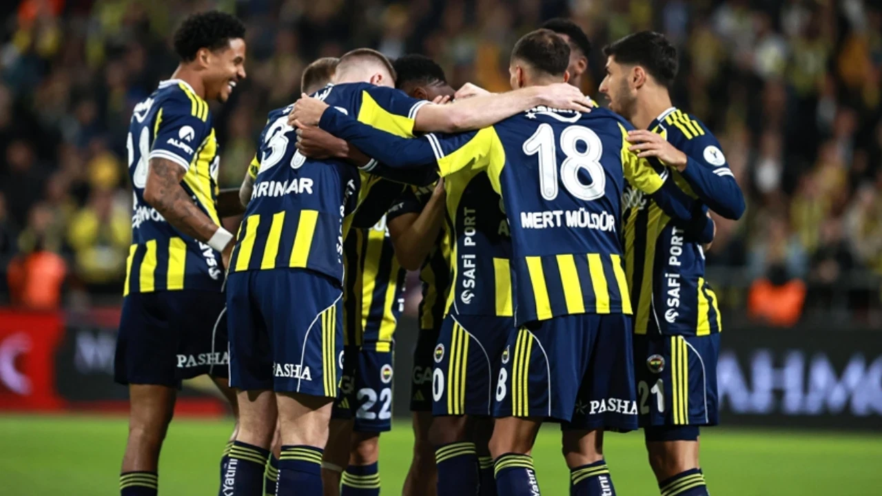 Fenerbahçe- FCSB maçının ilk 11'leri belli oldu
