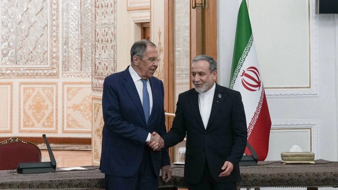 Lavrov Görüşmesinin Ardından İran Dışişleri Bakanı Erakçi: Avrupa Gerçeklerle Yüzleşmeli
