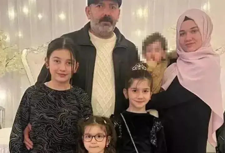Fransa'da yangında ölen 3 kardeş, son yolculuklarına uğurlandı