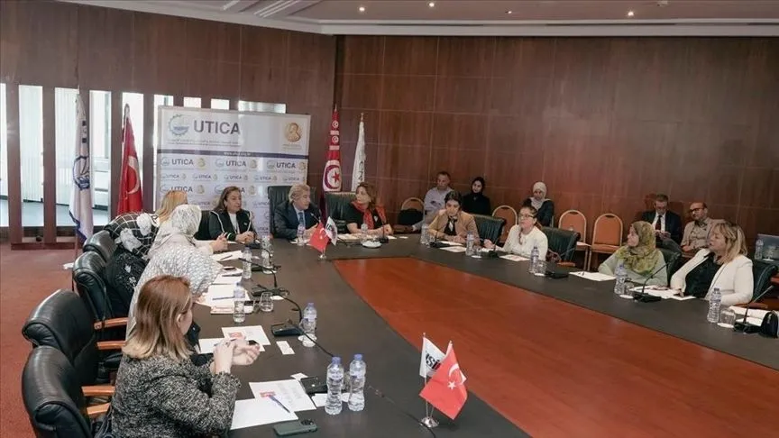 Türk iş kadınlarının katılımı ile Tunus’ta iş forumu düzenlendi