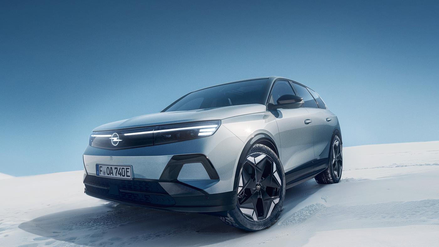 Elektrikli Opel Grandland'in 4x4 versiyonu tanıtıldı