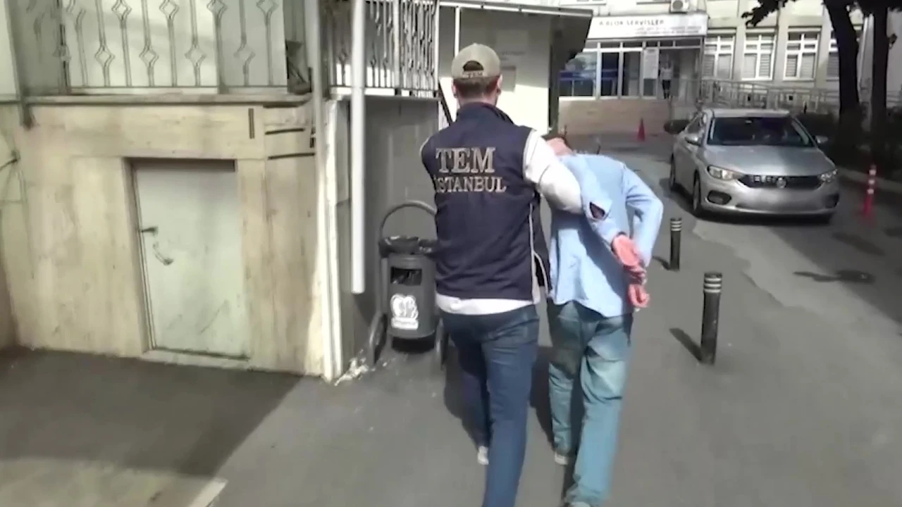 İstanbul'da terör örgütü DEAŞ operasyonu: 3 zanlı tutuklandı