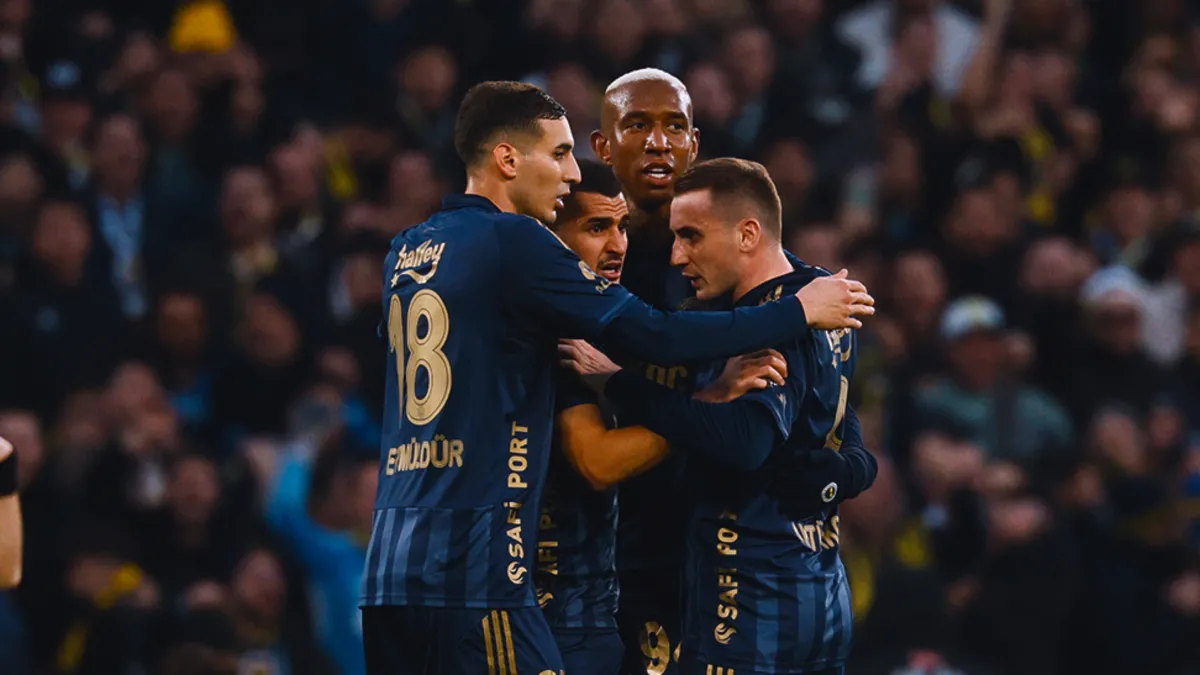 Fenerbahçe deplasmanda rahat kazandı! Eyüpspor’u 3 golle geçti
