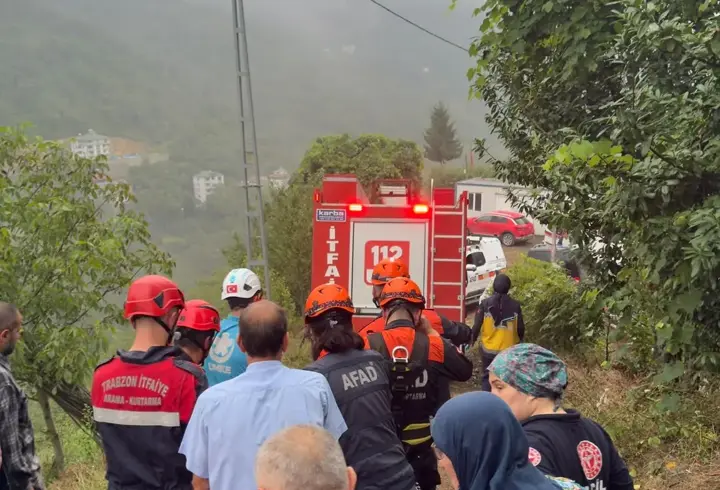 Trabzon'da fındık toplarken yamaçtan yuvarlanan kişi yaralandı