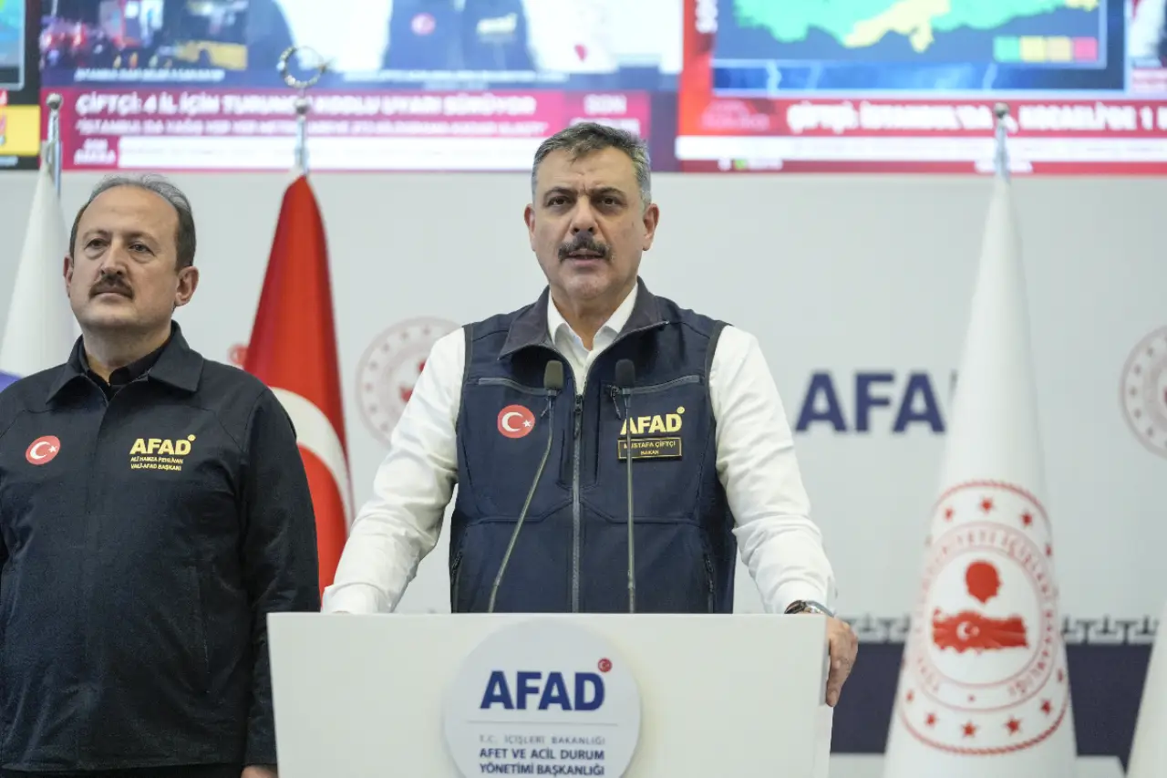 Bakan Çiftçi'den Sel Bilançosu: 3 Kişi Hayatını Kaybetti, 6 Kişi Kayıp