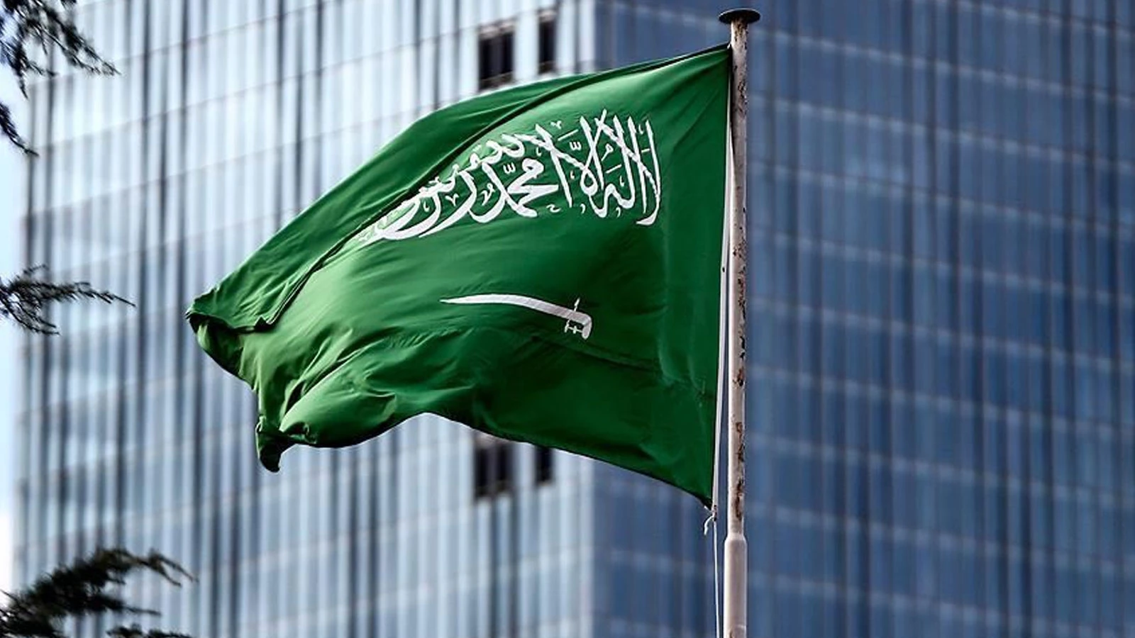 İsrailli yetkili, Suudi Arabistan'ın İran'a saldıracağını iddia etti