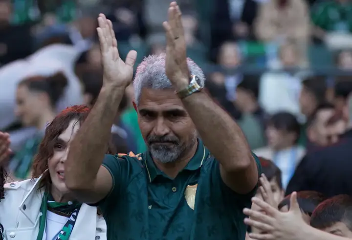 Kocaelispor'dan ayrılan İsmet Taşdemir, zirvede bıraktı