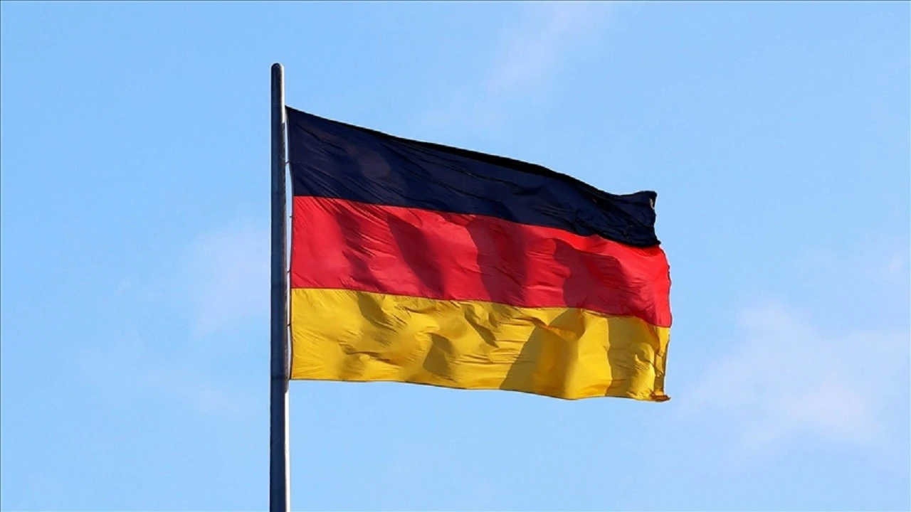 Alman AfD partisi'nden iç istihbarat teşkilatına dava!