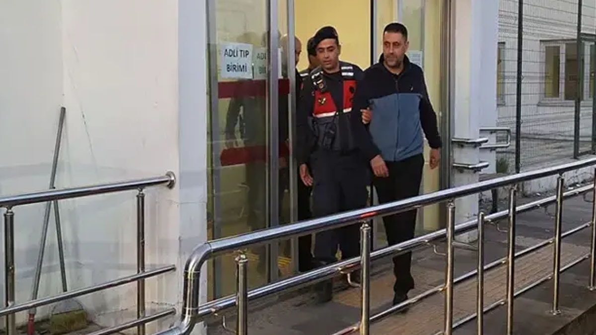 Son Dakika...Çukurova Belediye Başkanı Kozay Görevden Uzaklaştırıldı