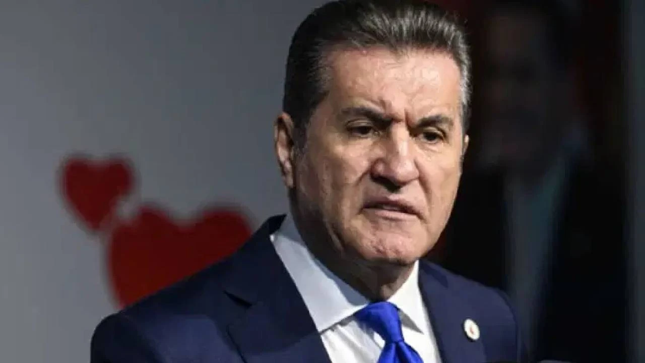 Mustafa Sarıgül Yeni Parti'den İstifa Etti