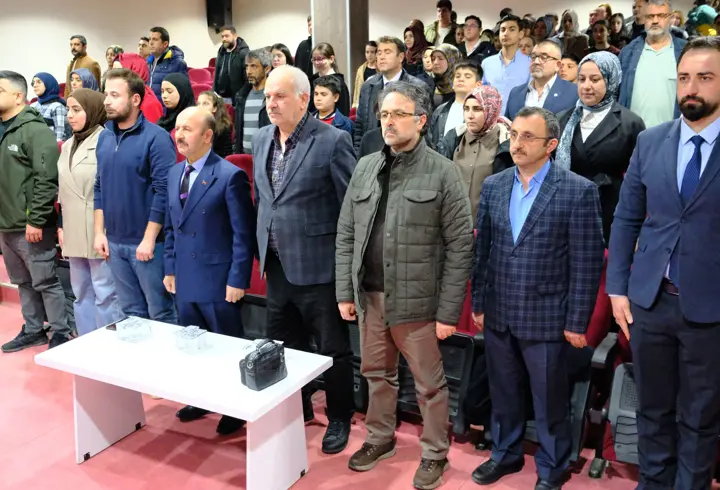 Şarkışla'da Çanakkale Şiir Yarışması ödül töreni düzenlendi