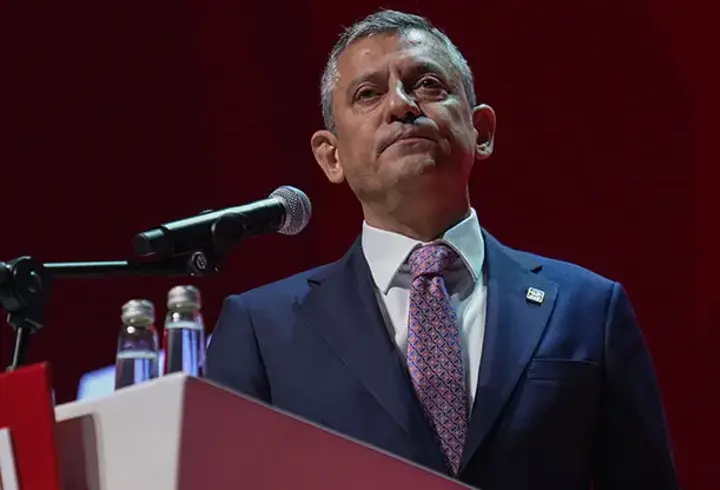 Özgür Özel'in listesi belli oldu! "Dikensiz bir gül bahçesi" Abdulkadir Selvi yazdı...
