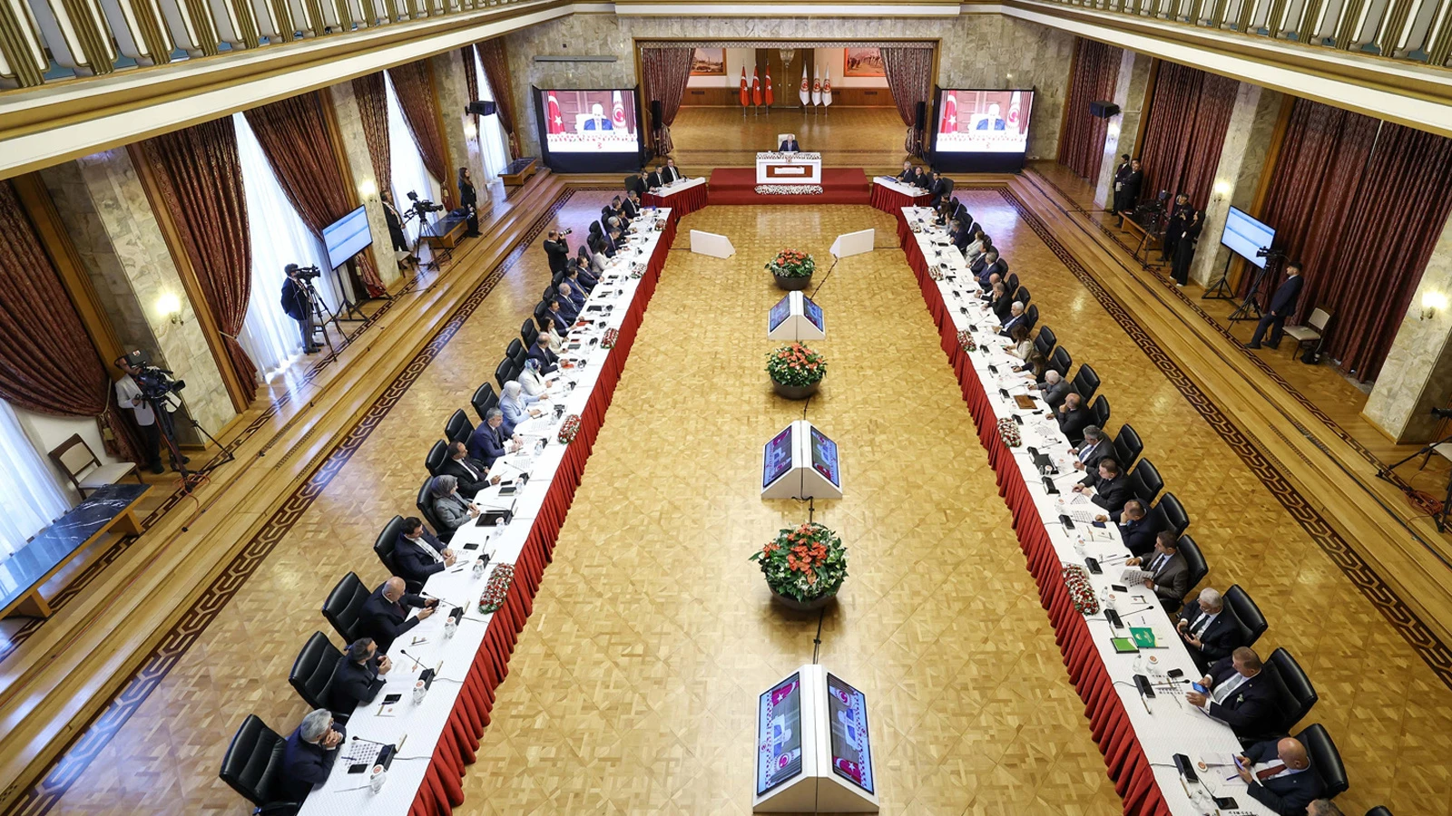 Komisyon İmralı ziyareti için toplandı... CHP'nin İmralı kararı belli oldu
