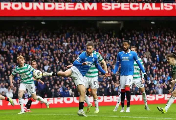 Old Firm derbisinde müthiş mücadele! Rangers başladı, Celtic bitirdi