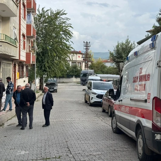 Ceviz Toplamak İçin Bahçeye Çıkmıştı! Komşuları Acı Manzarayla Karşılaştı