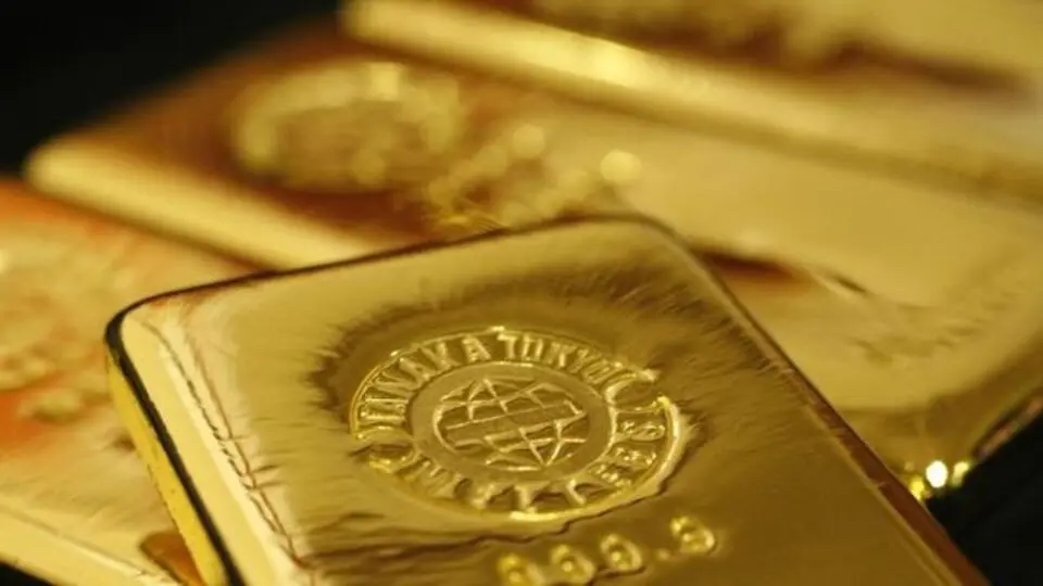 Altın Powell'in konuşması sonrası düşüşünü korudu