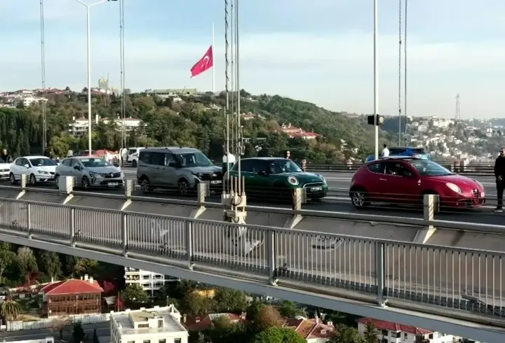 Özlem ve saygıyla! Hayat saat 9'u 5 geçe durdu