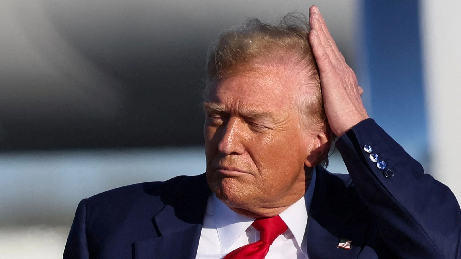 Trump'tan bu kez 'duşları harika yapacağız' kararnamesi