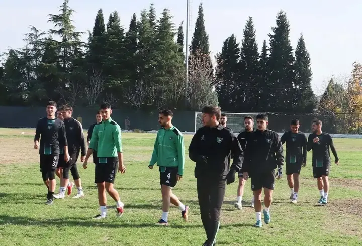 Denizlispor'a amatörde de rahat yok