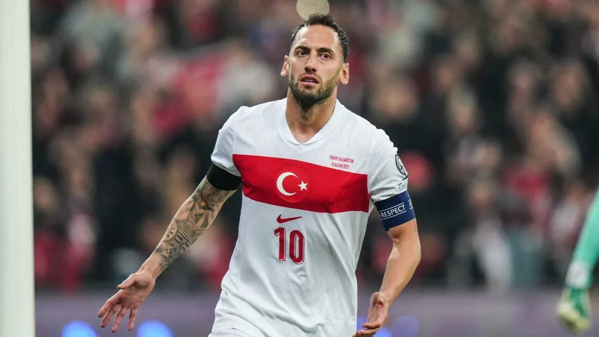 Galatasaray Hakan Çalhanoğlu'ndan vazgeçmiyor! Milli futbolcunun transfer kararı...