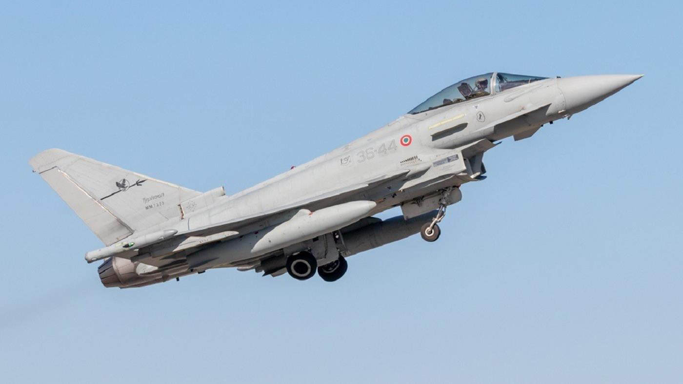 Türkiye'nin Eurofighter Typhoon uçak talebi “hassas” engellere takıldı