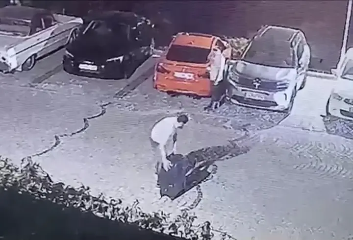 Kan donduran cinayette yeni görüntüler: Ayşe'nin bedenini böyle taşımışlar!