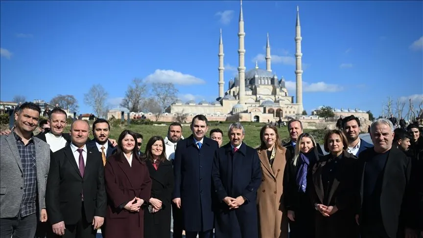 Bakan Kurum, Selimiye Camisi'ni ziyaret etti